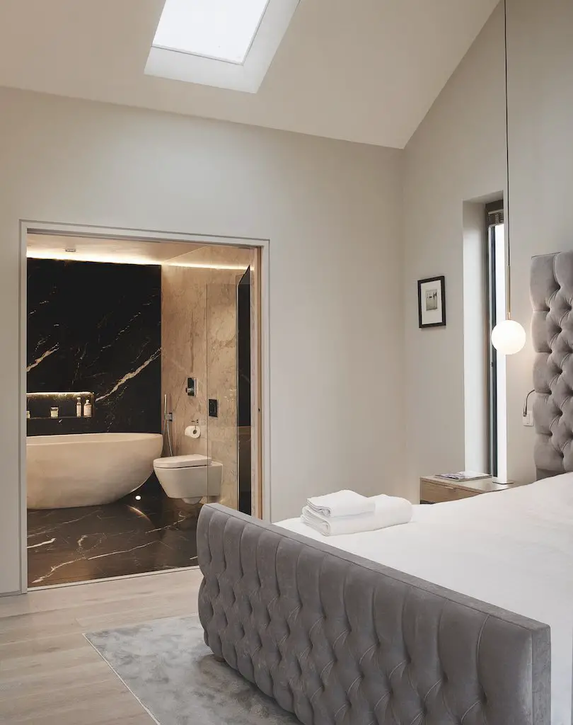 Master bedroom Ensuite - Property London: Architects & Property In London